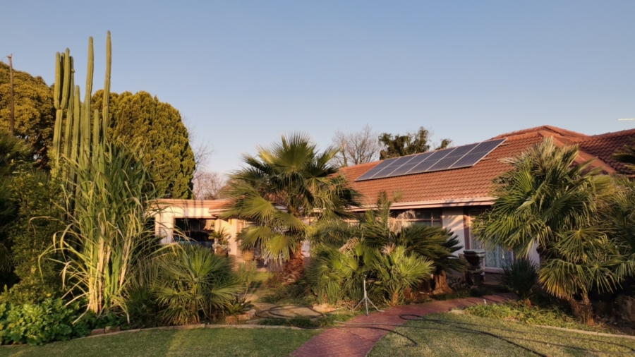 5 Bedroom Property for Sale in Miederpark North West